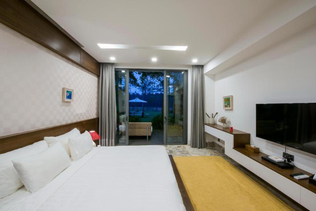 Flamingos Dai Lai Resort - Luxury Ngoc Quang ภายนอก รูปภาพ