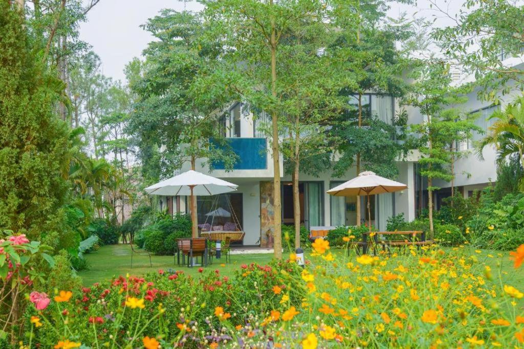 Flamingos Dai Lai Resort - Luxury Ngoc Quang ภายนอก รูปภาพ